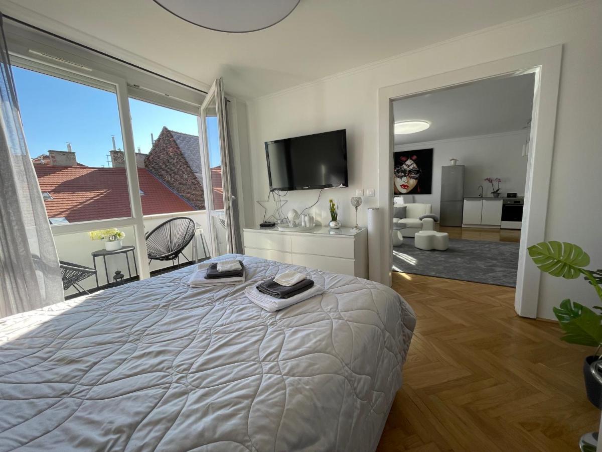 Budacastle Panoramic Luxurious Family Apt, Free Parking Included Budapest Extérieur photo